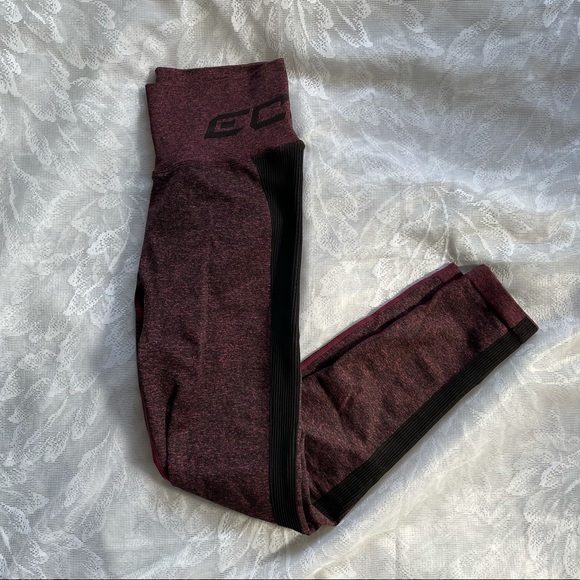 ECHT Pants - ECHT | Arise Scrunch in Berry Marl, M